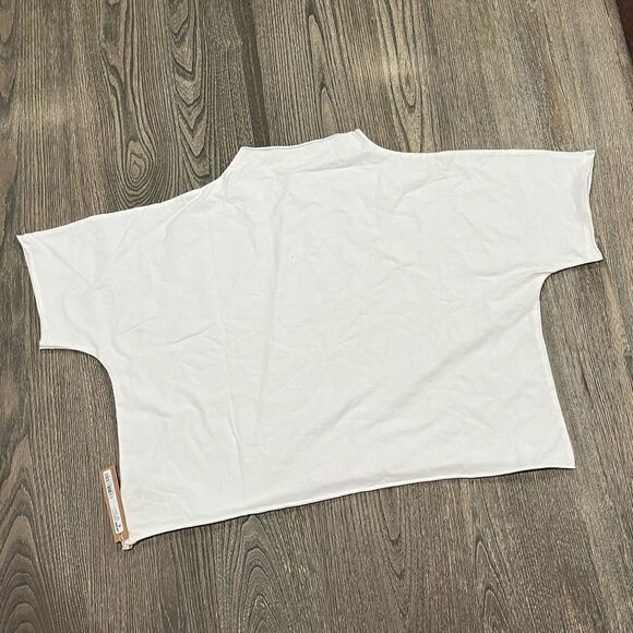 SKIMS Tops - NWT Skims Raw Edge Super Cropped Tee Mock Neck Short Sleeve Stretch Marble 4X